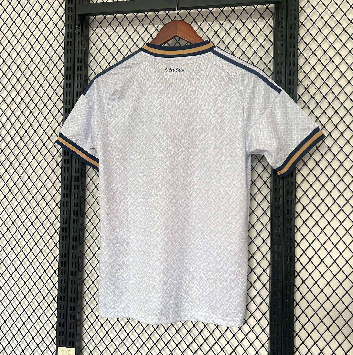 Camiseta Italia 2025/2026 Visitante – Blanca Detalles Dorados Premium