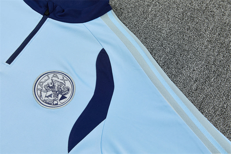 Chándal Ajax Azul Claro y Marino – Adidas – Conjunto de Entrenamiento