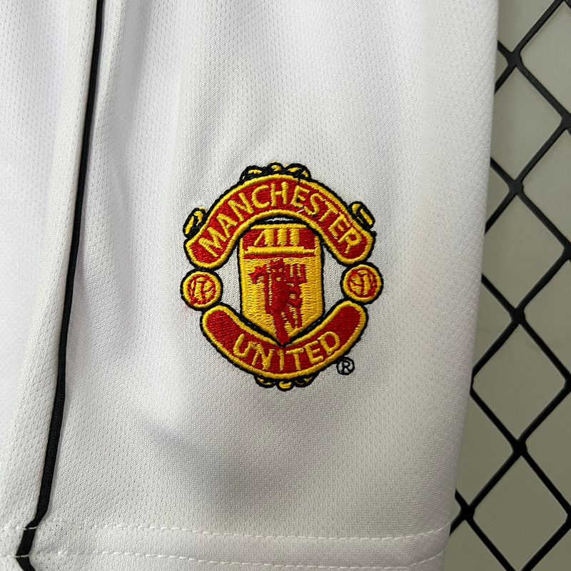 Conjunto Infantil Manchester United 2002/2004 – Vodafone by Umbro