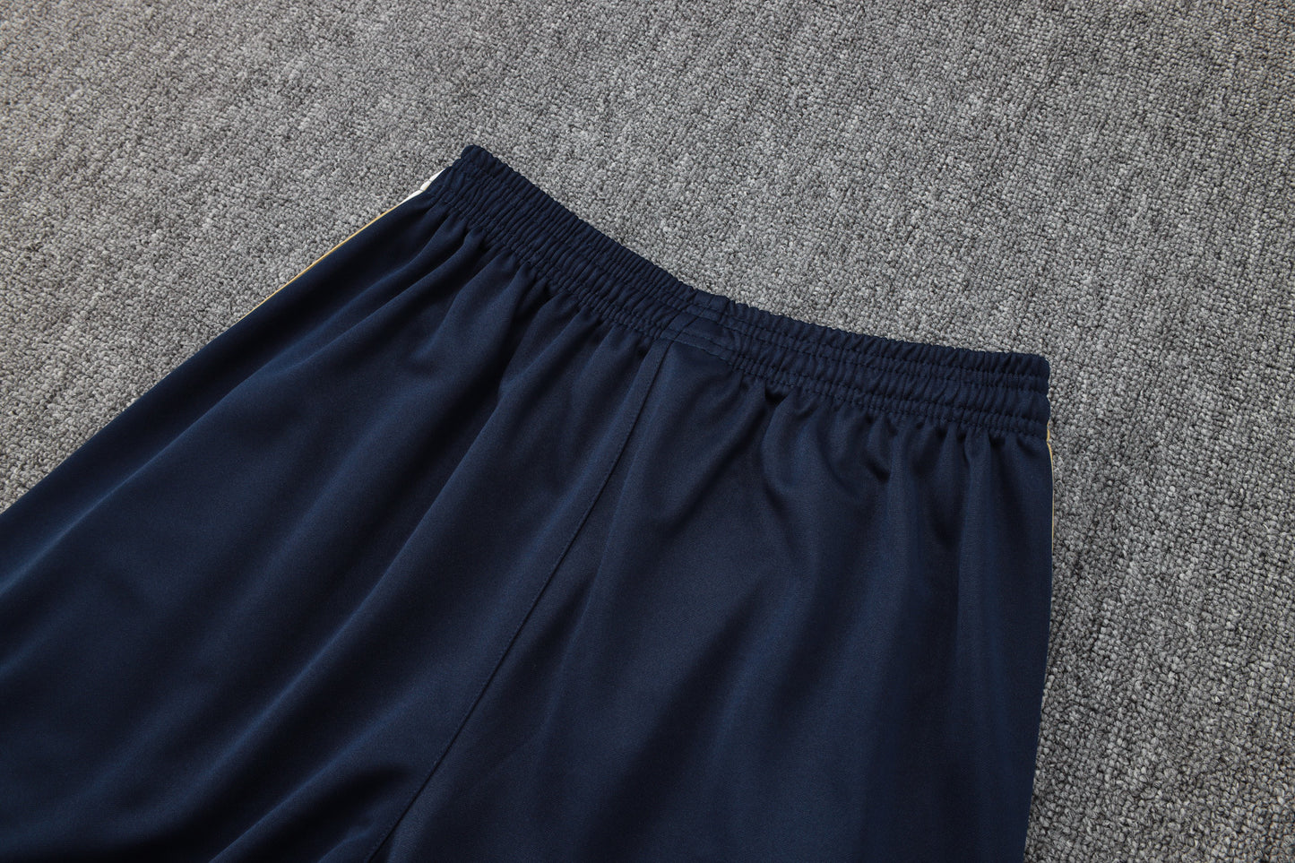 Chándal Juventus Retro Azul Marino Dorado 2025/2026