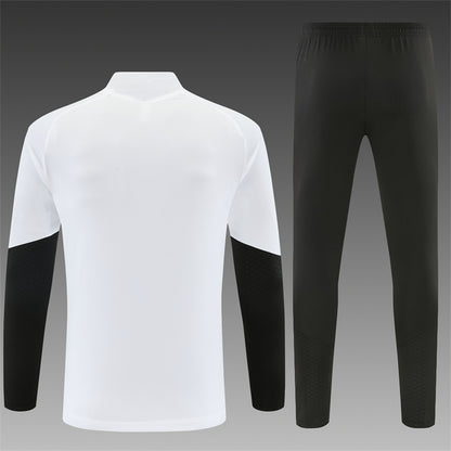 Chándal Liverpool Blanco y Negro 2026/27 – Adidas – Conjunto de Entrenamiento