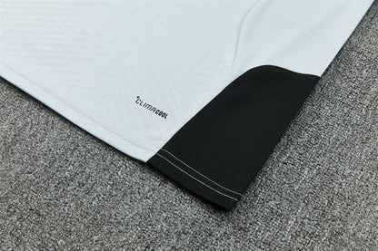 Conjunto Liverpool Entrenamiento Blanco 26/27