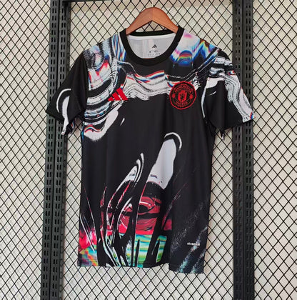 Camiseta Manchester United 2026/2027 Edición Especial Negra – Diseño Gráfico Adidas