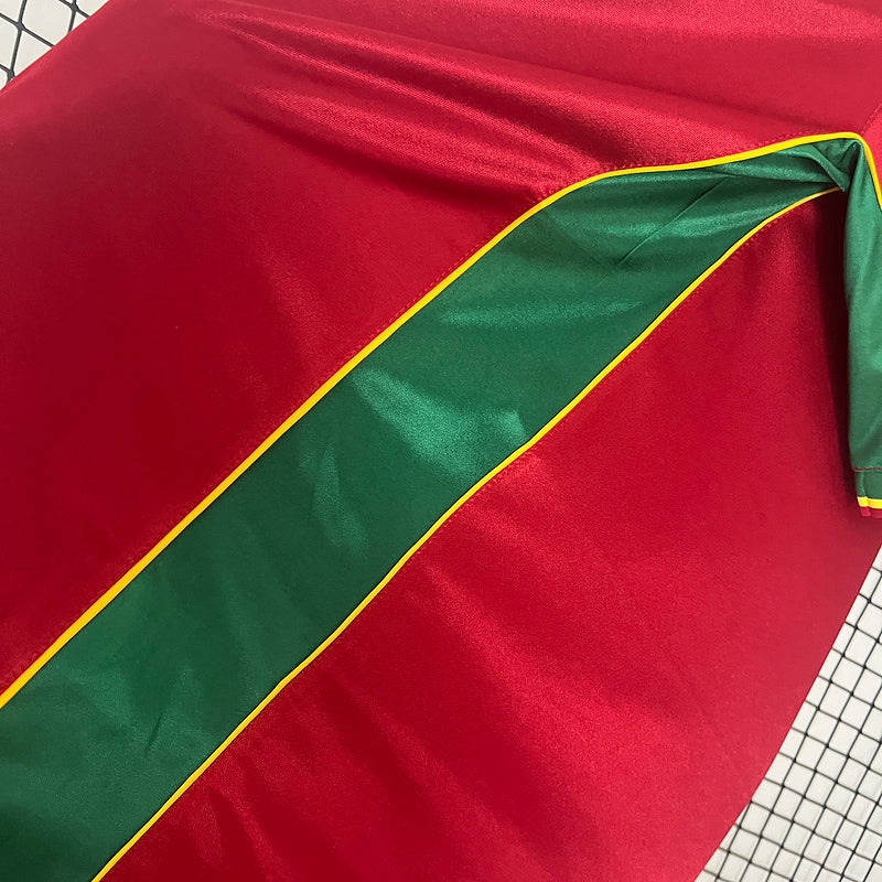 Camiseta Portugal Local 2004 – Nike