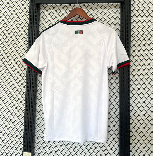 Camiseta México 2025/2026 Visitante – Blanca Detalles Verde y Rojo