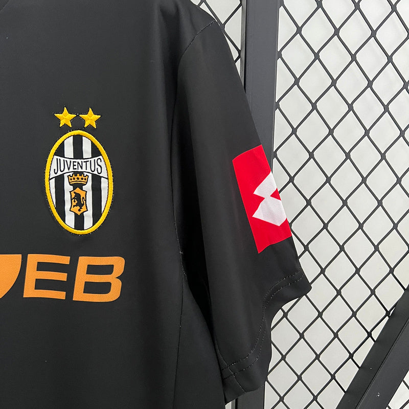 Camiseta Juventus Away Lotto – Fastweb (2003-2004)