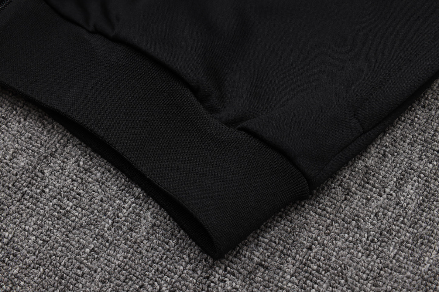 Chándal Alemania Retro 2025 – Negro Clásico Adidas Originals