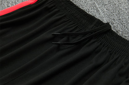 Conjunto Brasil 2026/2027 – Negro/Rojo Entrenamiento