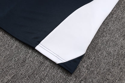 Chándal Real Madrid 2025/2026 – Azul Marino con Detalles Blancos y Amarillos