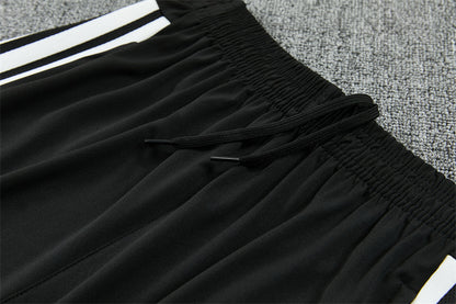 Conjunto España 2026/2027 – Rojo/Negro Entrenamiento