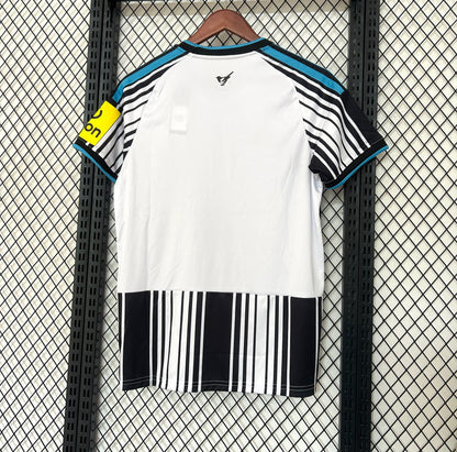 Camiseta Newcastle United Local 26/27 – Negra y Blanca