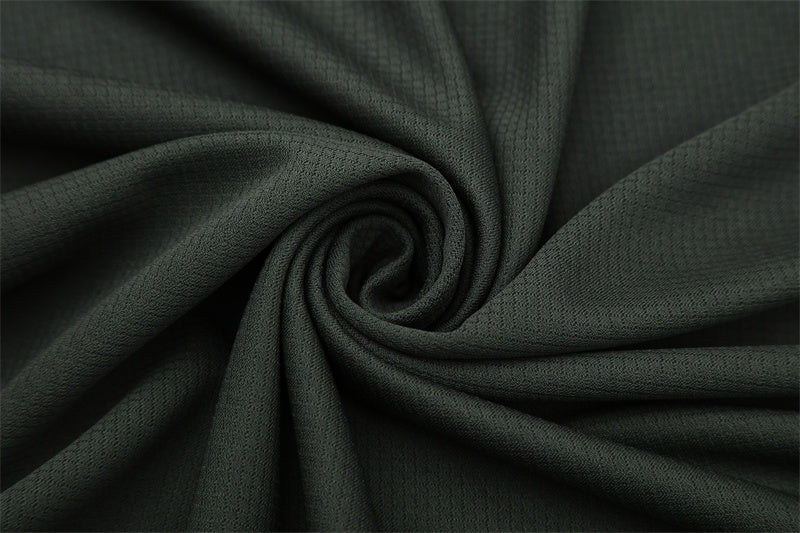 Set Oficial Chelsea Cuarta Equipación 25/26 – Minimalismo y Fuerza en Verde Oscuro