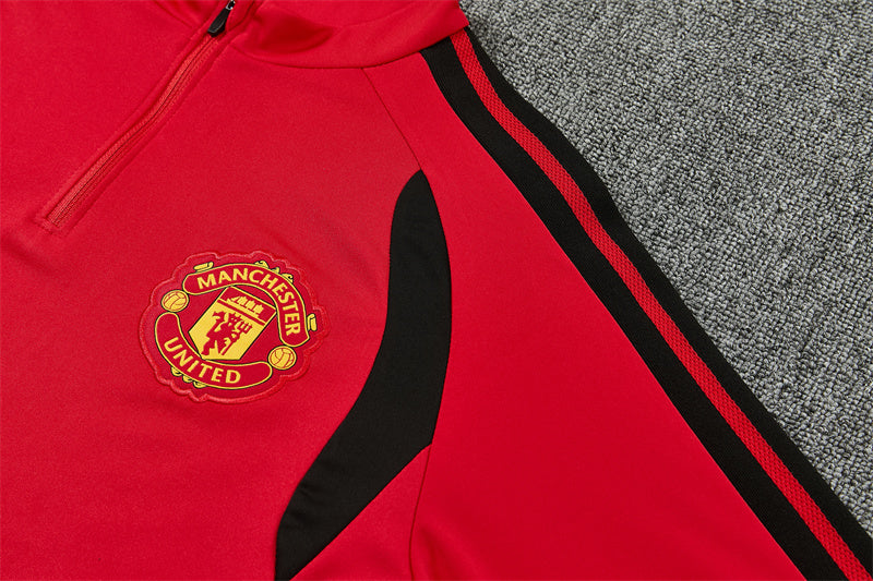 Chándal Manchester United Rojo y Negro 2026/27 – Adidas – Conjunto de Entrenamiento