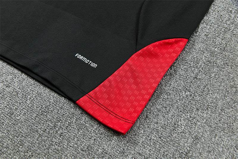 Chándal Alemania 2025/2026 – Conjunto de Entrenamiento Negro con Detalles Tricolor