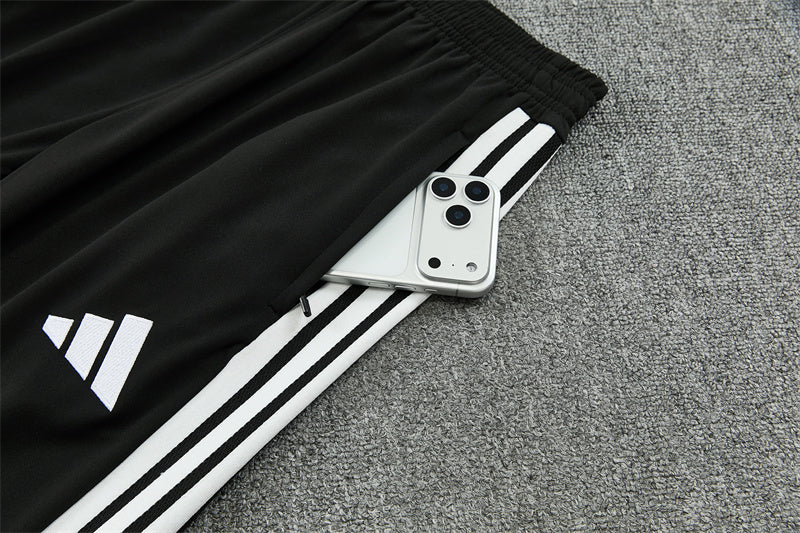 Chándal Alemania 2025/2026 – Conjunto de Entrenamiento Blanco con Detalles Tricolor