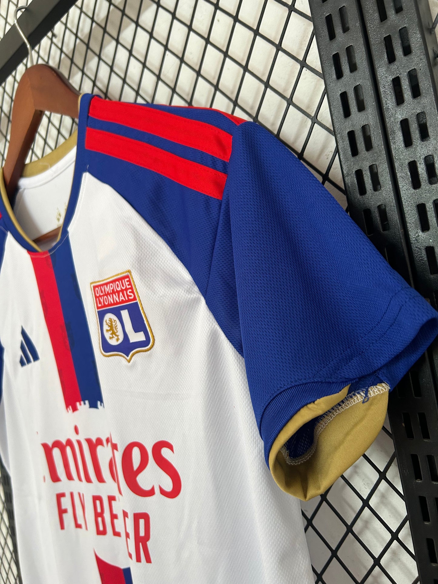 Camiseta Olympique de Lyon Local 26/27 – Adidas