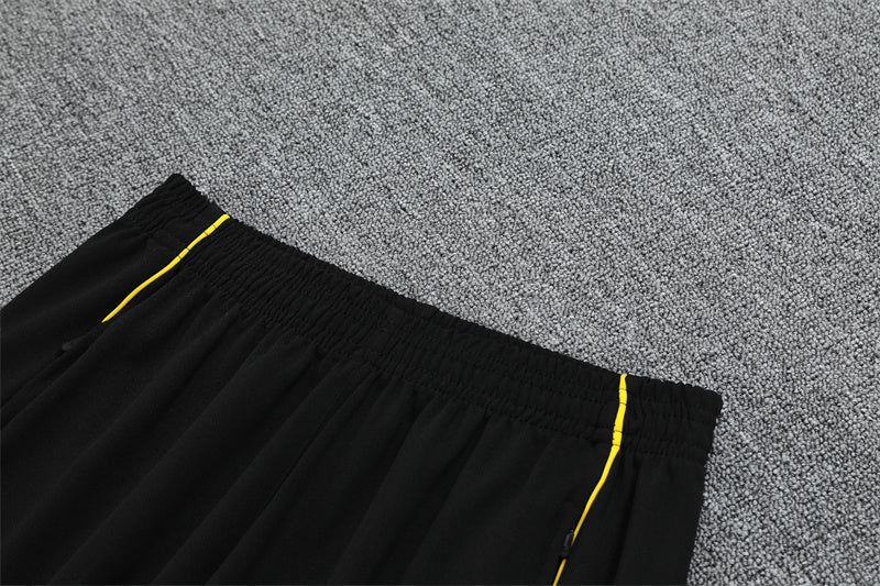 REAL MADRID – CONJUNTO DE ENTRENAMIENTO BLANCO 2025/26