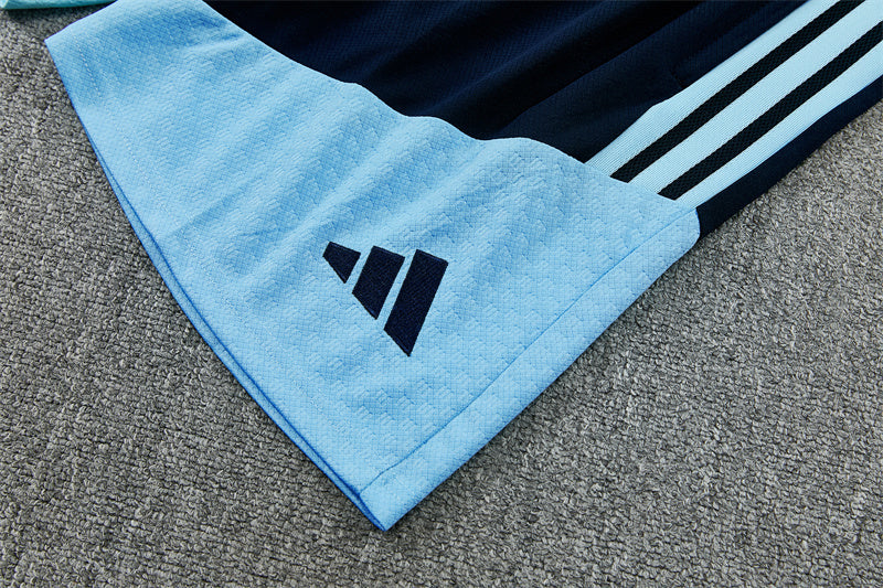 Conjunto Argentina 2025/2026 – Equipación de Entrenamiento Azul Marino
