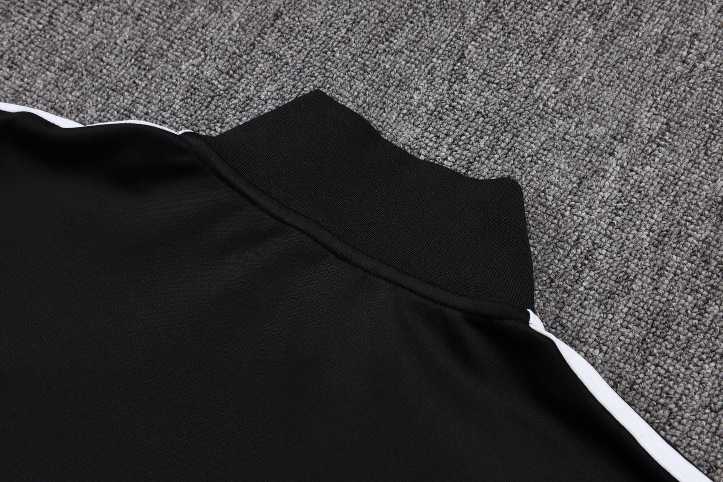 Chándal Alemania Retro 2025 – Negro Clásico Adidas Originals