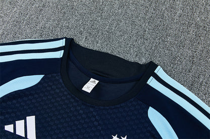 Conjunto Argentina 2025/2026 – Equipación de Entrenamiento Azul Marino