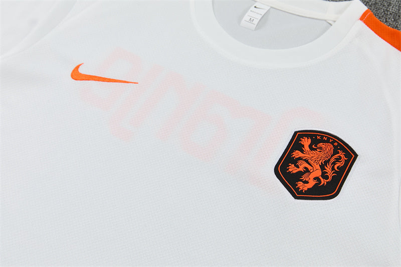 Conjunto Holanda 2026/2027 – Blanco Entrenamiento