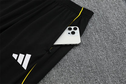 REAL MADRID – CONJUNTO DE ENTRENAMIENTO NEGRO 2025/26