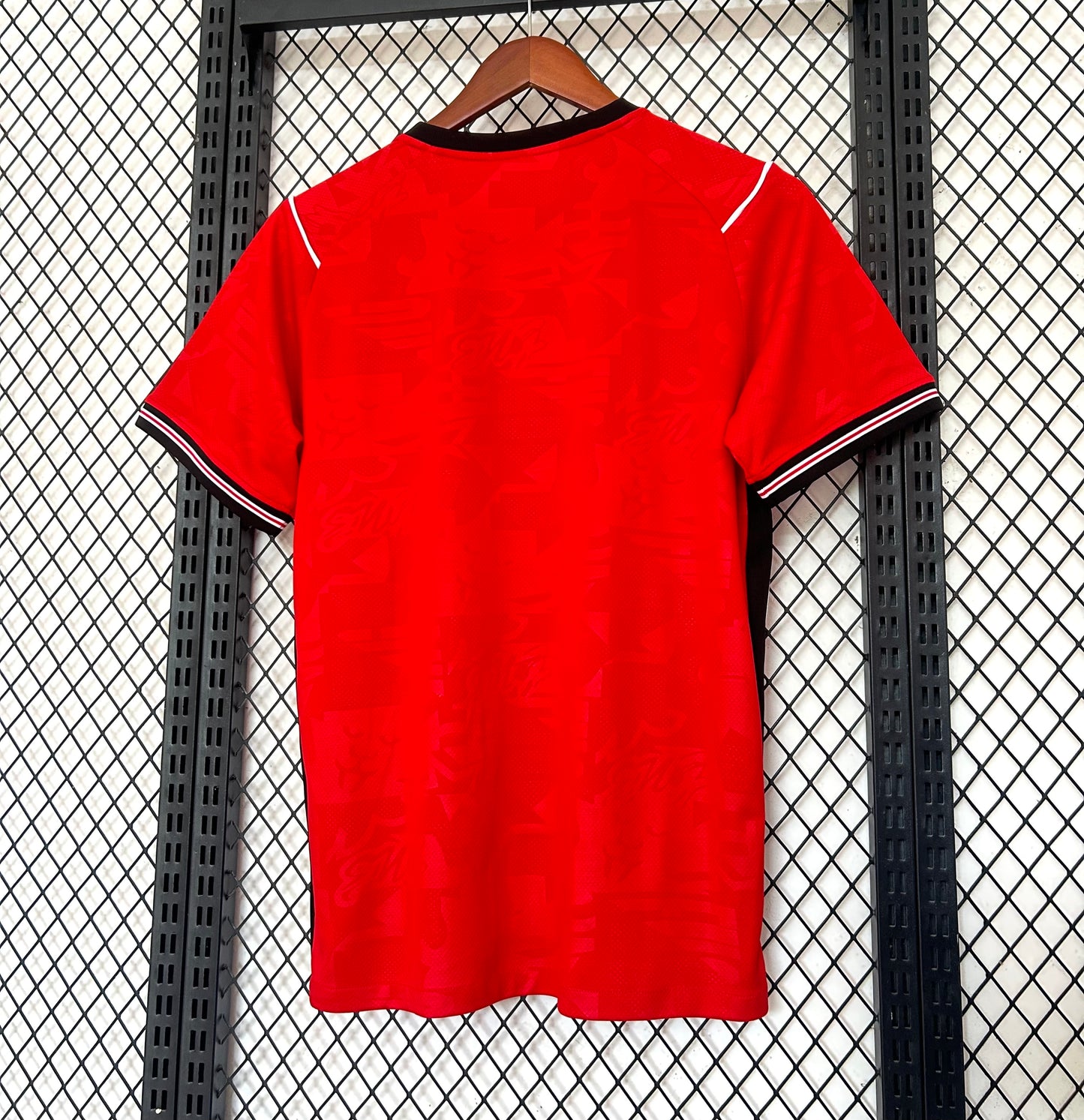 Camiseta Inglaterra 2025/2026 Alternativa – Roja Oficial