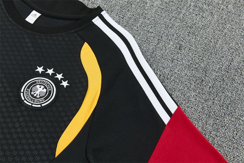 Conjunto Alemania 2025/2026 – Equipación de Entrenamiento Negra