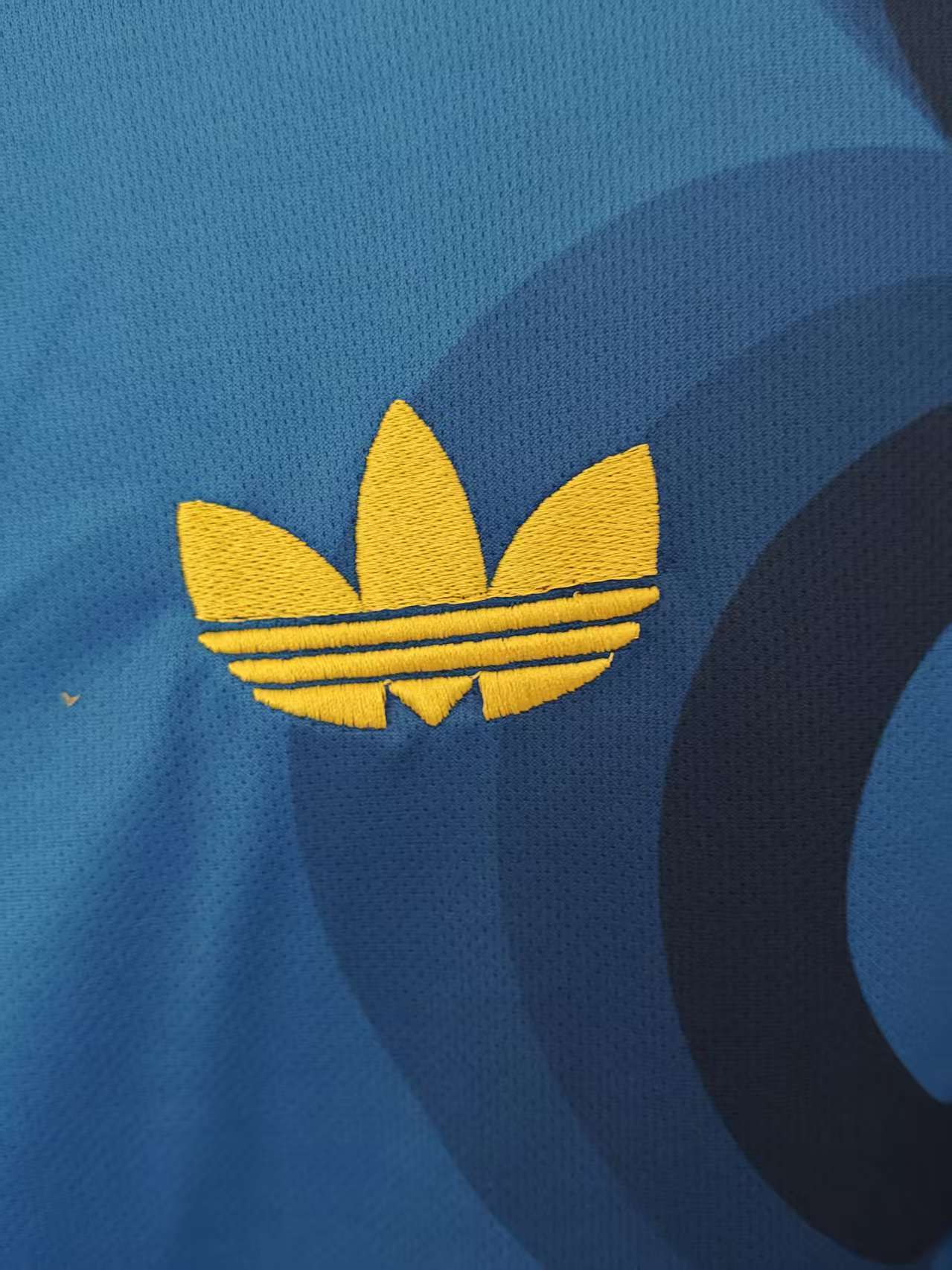 Camiseta Real Madrid 2026/2027 Edición Especial Azul – Diseño Floral Adidas Originals