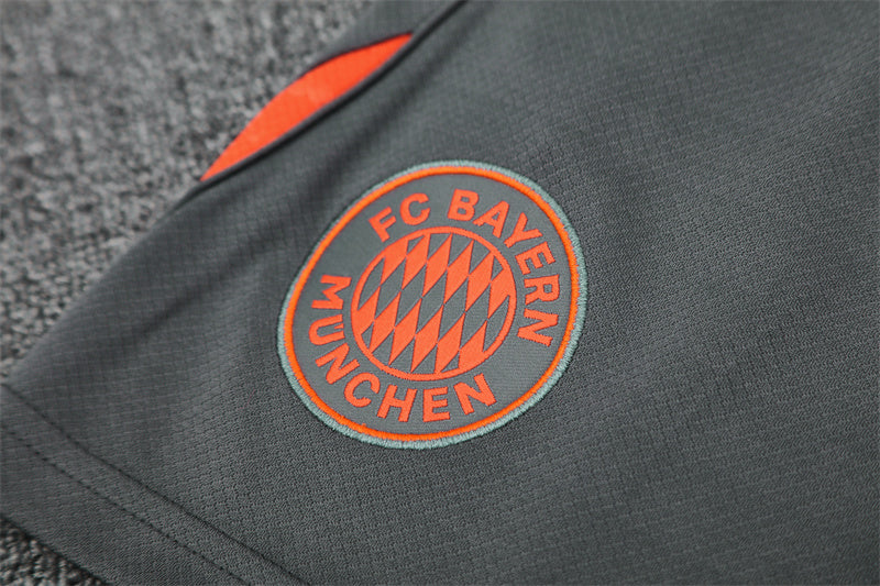 Set Oficial Bayern Múnich Tercera Equipación 25/26 – Intensidad Alemana en Naranja y Gris