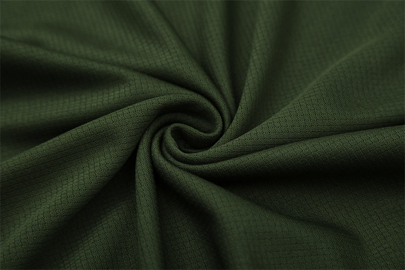 Set Oficial Bayern Múnich Cuarta Equipación 25/26 – Estilo Militar, Espíritu de Campeón