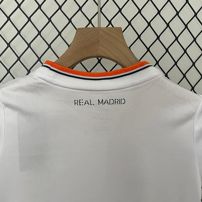 Conjunto Infantil Real Madrid Local – Era Fly Emirates