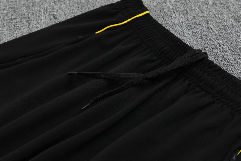 REAL MADRID – CONJUNTO DE ENTRENAMIENTO BLANCO 2025/26