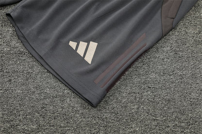 Conjunto Real Madrid 24/25 – Edición Especial Ivory & Grey