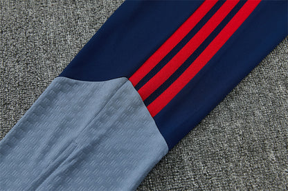 Chándal Bayern Múnich Blanco y Azul 2026/27 – Adidas – Conjunto de Entrenamiento