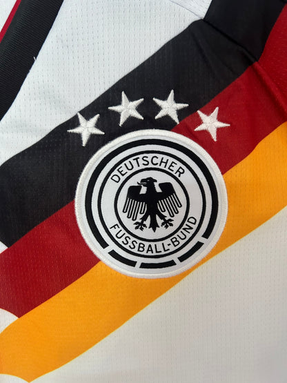 Camiseta Alemania 2025/2026 Local – Blanca Diseño Chevron Premium