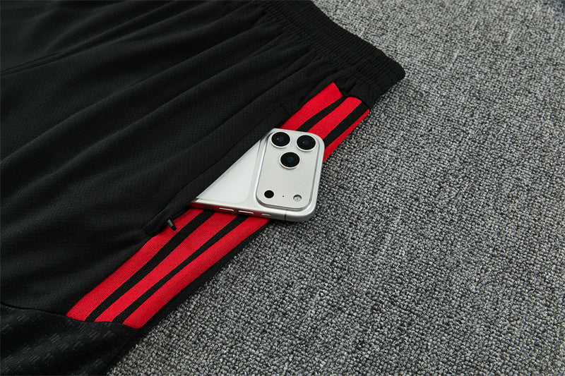 Conjunto Manchester United Entrenamiento Rojo y Negro 26/27