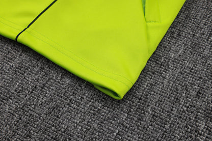 Chándal Real Madrid 2025/2026 – Verde Lima con Azul Marino