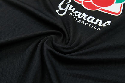 Conjunto Brasil 2026/2027 – Negro/Rojo Entrenamiento