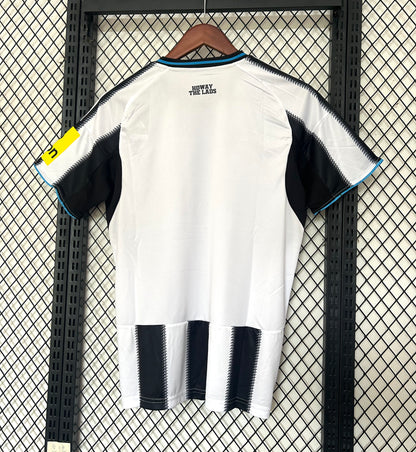 NEWCASTLE UNITED 25/26 – CAMISETA LOCAL