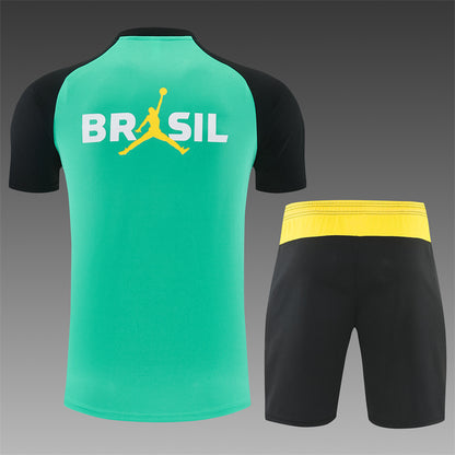 Conjunto Selección Brasil Entrenamiento 26/27 – Verde, Negro y Amarillo
