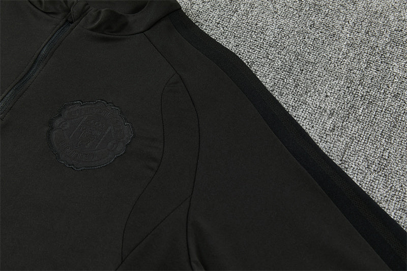 Chándal Manchester United Black Edition 2026/27 – Conjunto de Entrenamiento