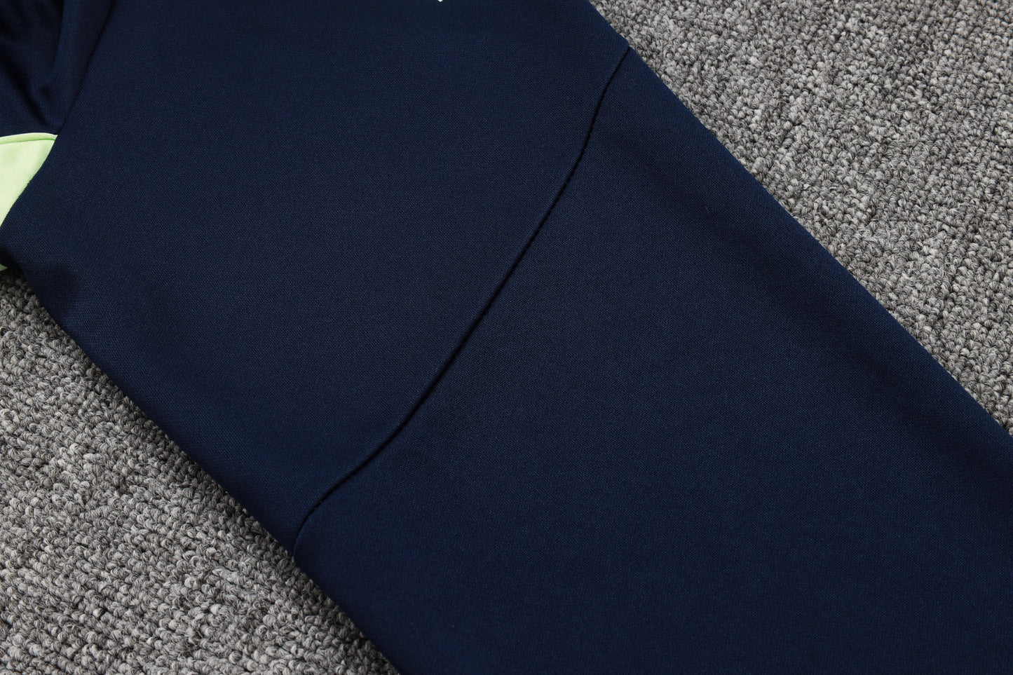 Chándal Real Madrid 2025/2026 – Azul Oscuro