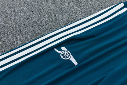 Chándal Arsenal Entrenamiento 26/27 – Azul, Rojo y Blanco