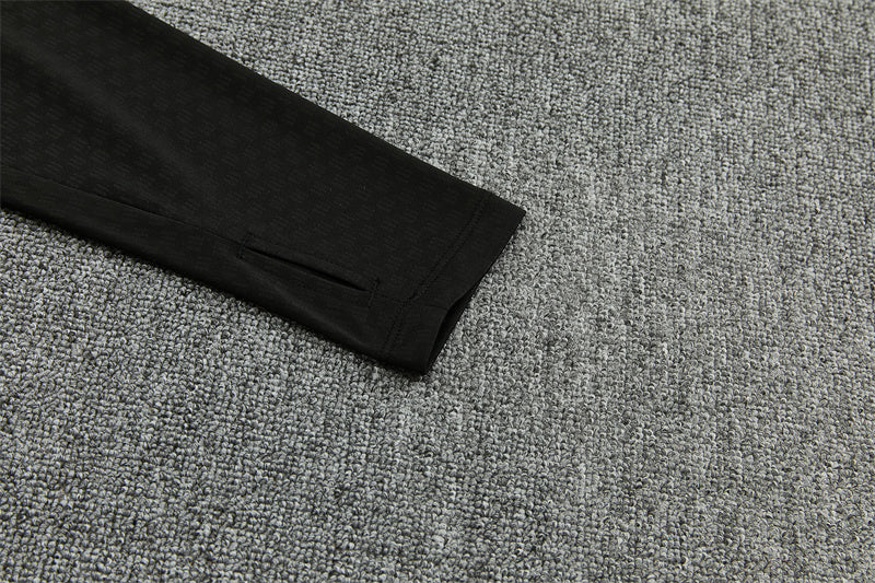 Chándal Liverpool Blanco y Negro 2026/27 – Adidas – Conjunto de Entrenamiento