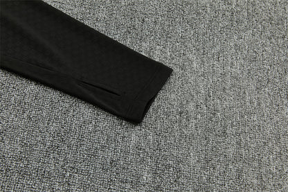 Chándal Liverpool Blanco y Negro 2026/27 – Adidas – Conjunto de Entrenamiento