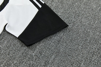 Conjunto Liverpool Entrenamiento Blanco 26/27