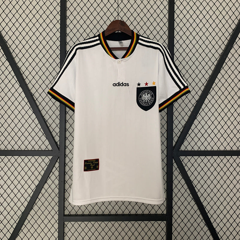 Camiseta Retro Alemania Adidas – Edición Clásica con Detalles Tricolores