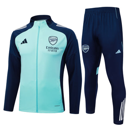 Chándal Arsenal FC 2025/2026 – Celeste con Azul Marino