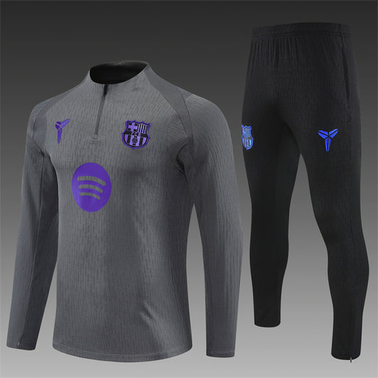 Chándal FC Barcelona Temporada 2025/2026 – Entrenamiento Gris con Detalles Morados